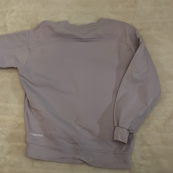 Perfectly Oversized Crewneck - Picture 4 of 5